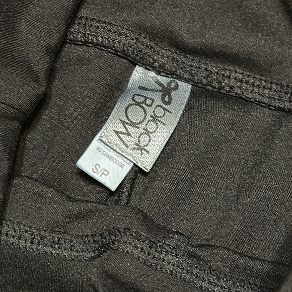 Black Bow Leggings, Small - Picture 2 of 3
